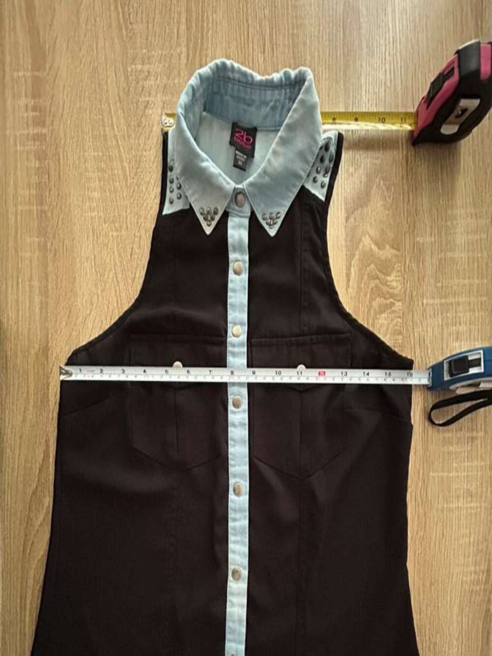 Bebe Sleeveless Sheer Blouse Black Contrast Button Top XS - Picture 6 of 11